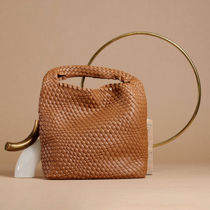 Melie Bianco Saddle Johanna Large Recycled Vegan Leather Shoulder Bag |Melie Bianco