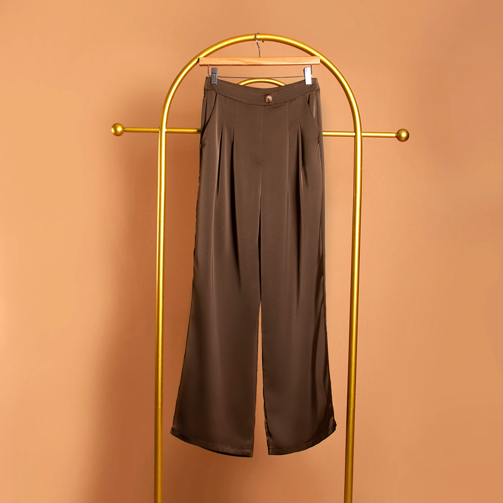Melie Bianco Satin Straight Leg Pant