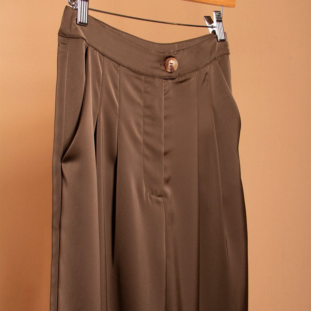 Melie Bianco Satin Straight Leg Pant