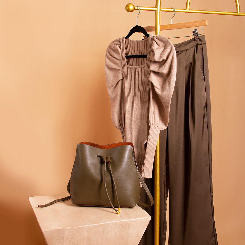 Melie Bianco Satin Straight Leg Pant